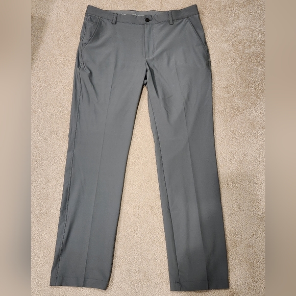 Greg Norman Grey ML75 Microlux Golf Pants Size 34/32- Like New! - Picture 1 of 7